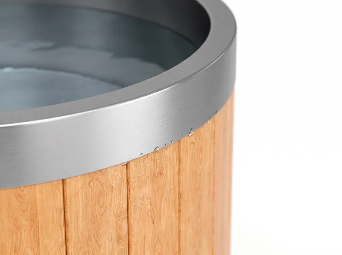 Red Pine ice bath detail